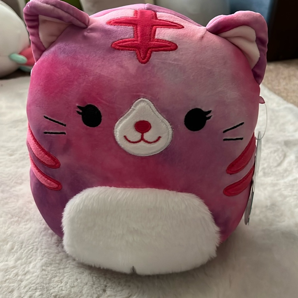 ON HOLD 🐱Squishmallows Caeli the Pink/Purple Tie-dyed Cat, Fuzzy Belly! NWT 8”